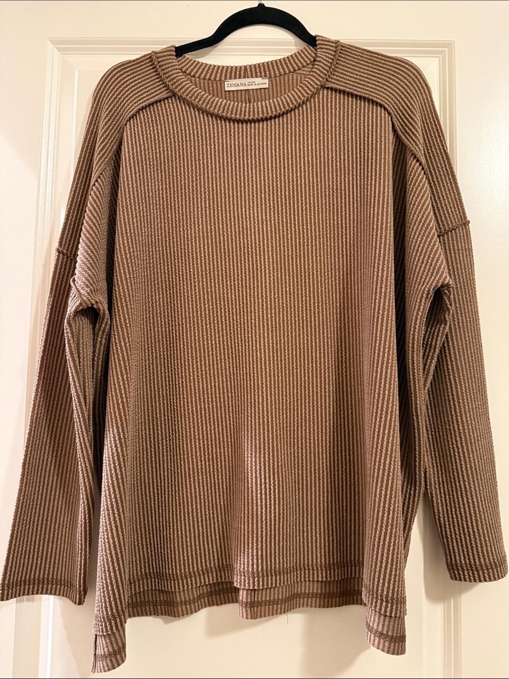 Zenana Outfitters Men’s Ribbed Crewneck Sweatshirt - Taupe Brown